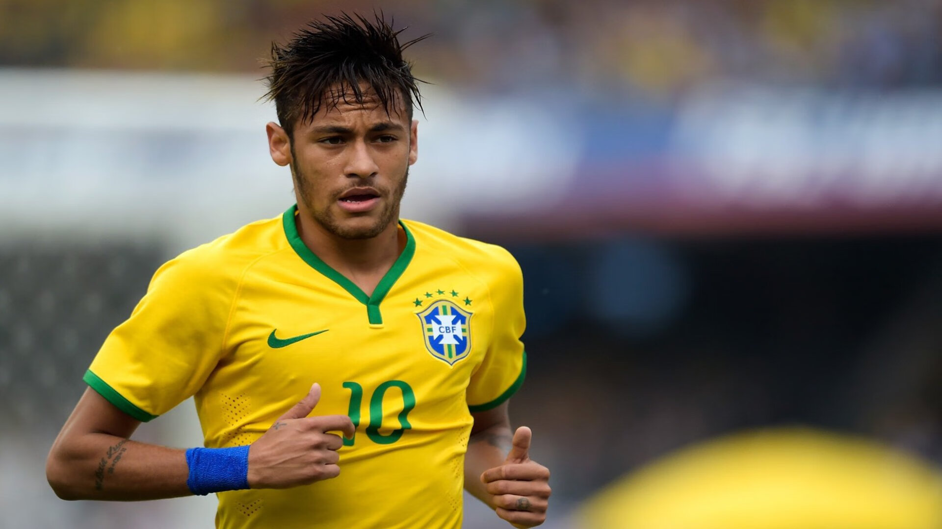 以球会友！欧冠赛场上的文化交流故事，欧冠文字解说